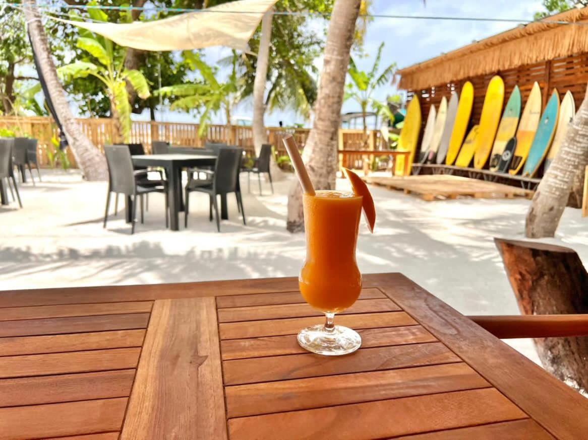 Wave Crest Retreat Thulusdhoo Exterior foto